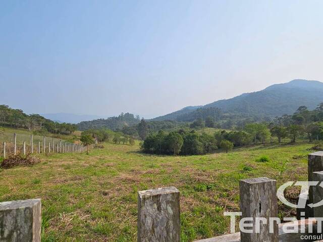 #446 - Terreno para Venda em Garopaba - SC - 2